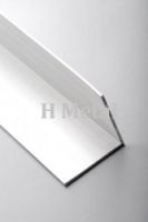 Cornier aluminiu cu aripi inegale